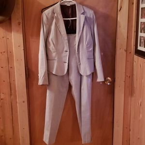 2 FRIENDS Women's pant suit